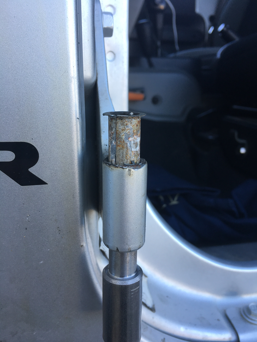 GL Door hinge replacement? -  Forums