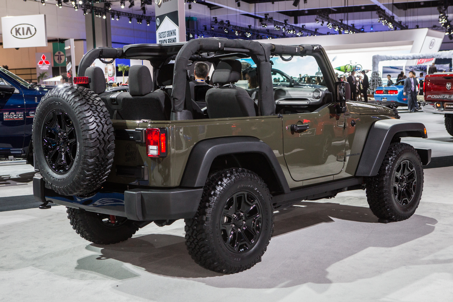 (JD) Jeep at 2014 LA Auto Show (5) - JK-Forum