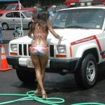 Happy Friday! More Hot Girls Posing With Hot Jeeps