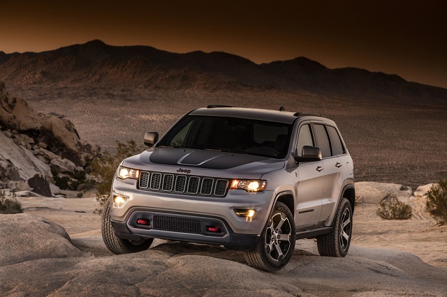 Jeep-Grand-Cherokee-Trailhawk-16 - Copy