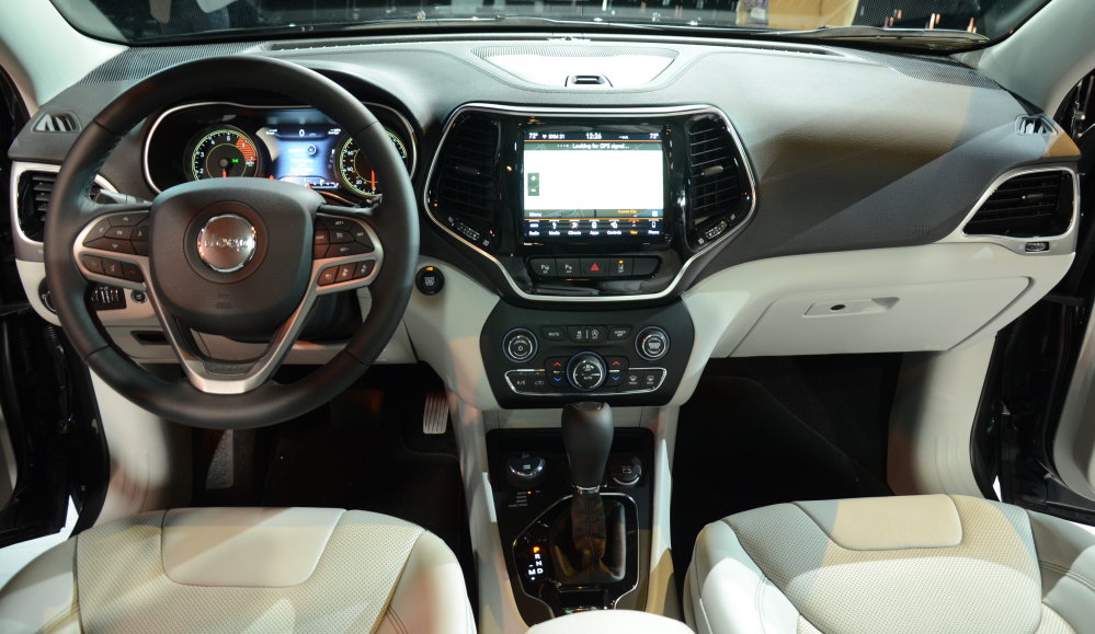 2019 Cherokee Interior