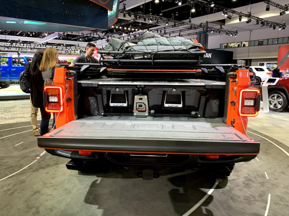 Jeep Gladiator Gravity - L.A. Auto Show 2019