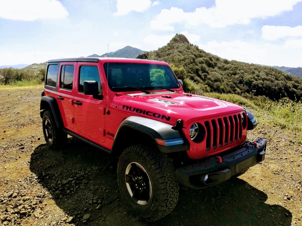 Holiday Gifts that Jeep It Up Year-Round