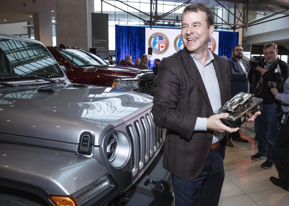 Jeep Gladiator wins North American Truck of the Year in Detroit