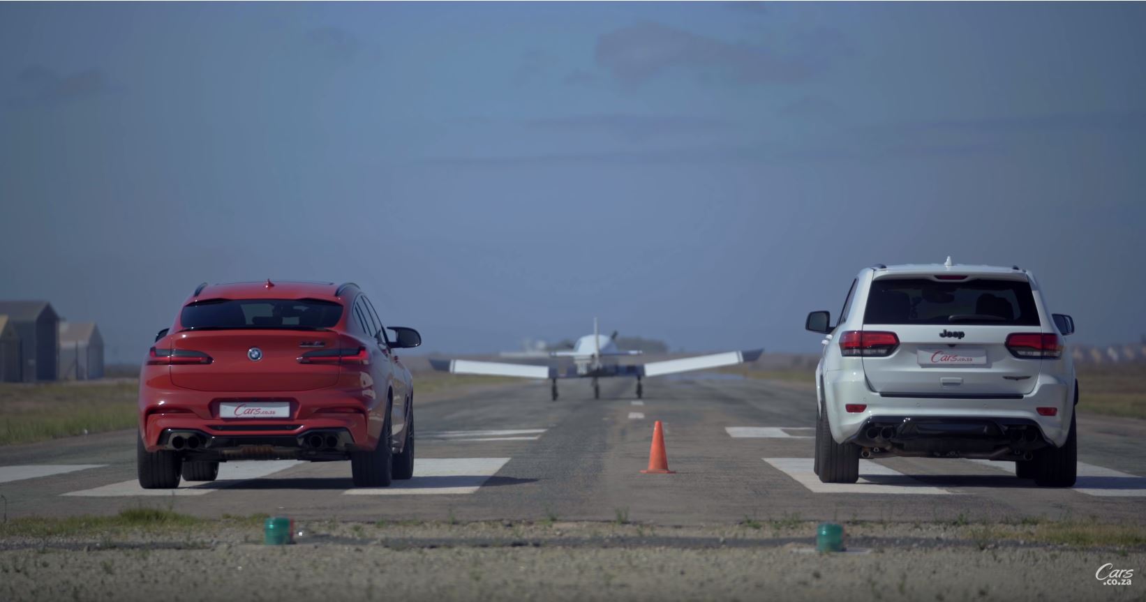 Trackhawk vs BMW X4 M