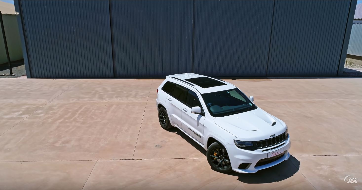 Trackhawk vs BMW X4 M