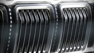 Jeep Grand Wagoneer Grille