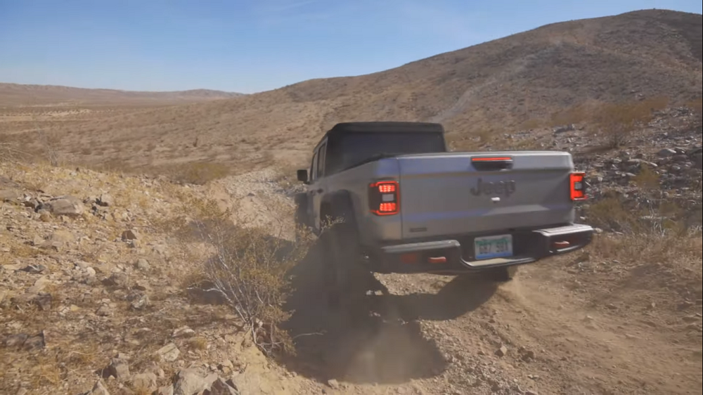 Gladiator Rubicon Tames the Desert Sand with EcoDiesel V6