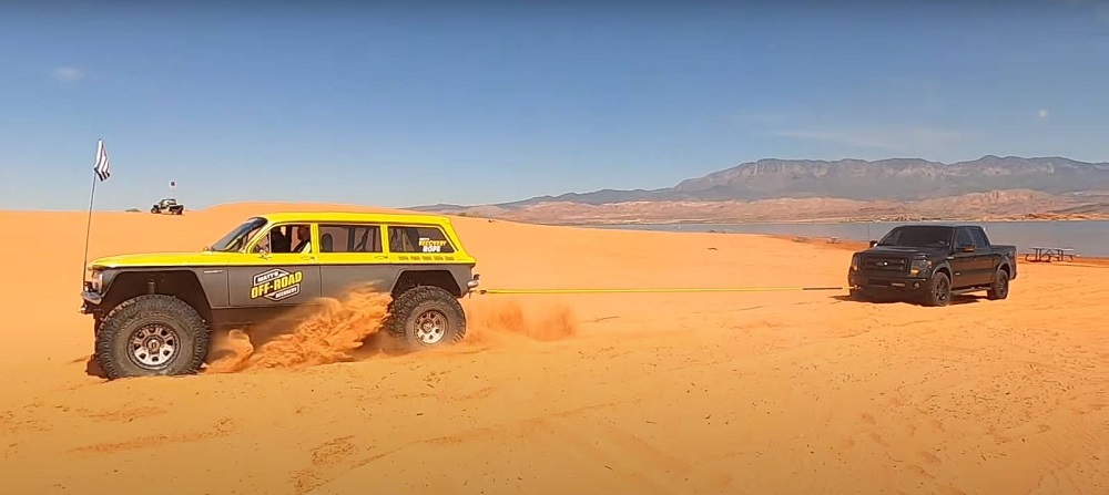 2001 Jeep Cherokee XJ vs Corvair Wagon