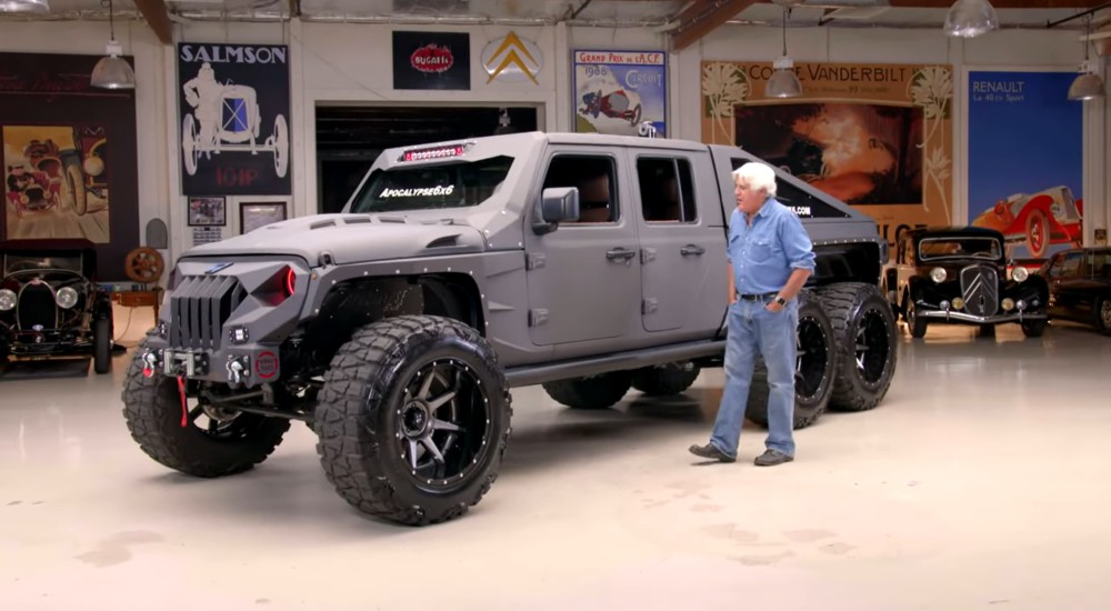 Apocalypse Hellfire 6X6 Jeep