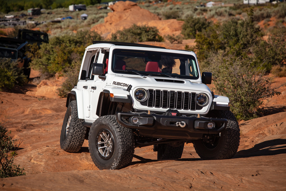 White rubicon 392 final edition